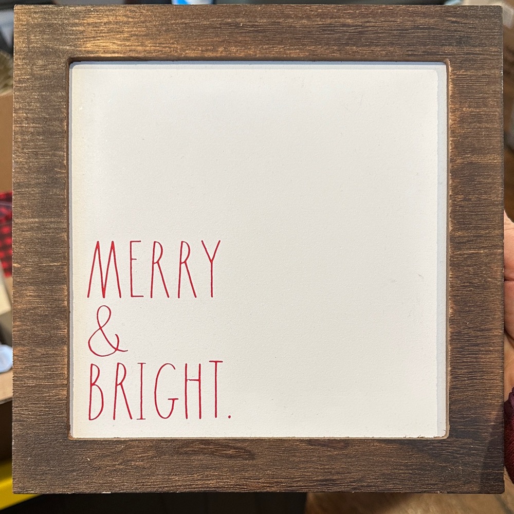Rae Dunn Merry & Bright Wall Decor - Red and Brown